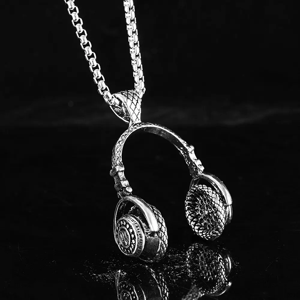 Men's Titanium Steel Cross-Border Music Headphone Pendant Necklace - Image 4