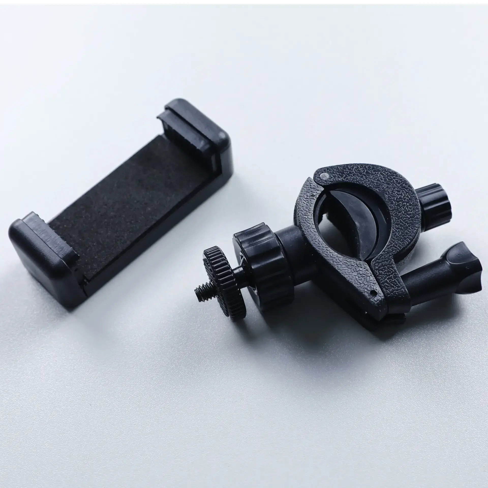 Universal Mobile Phone Bracket Multi-Position Tripod Extension - Image 7