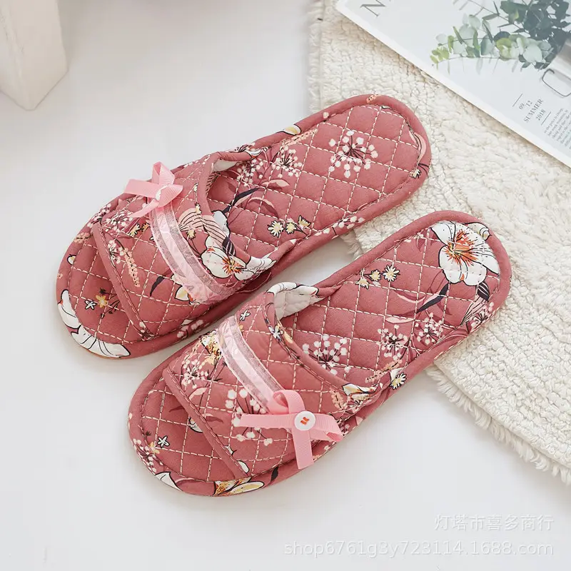 Korean-Style Floral Fabric Cotton Slippers for Men and Women, Indoor Home Slippers with Rubber Sole, Couple's Floor Slippers, Wholesale for Spring, Autumn, and Summer