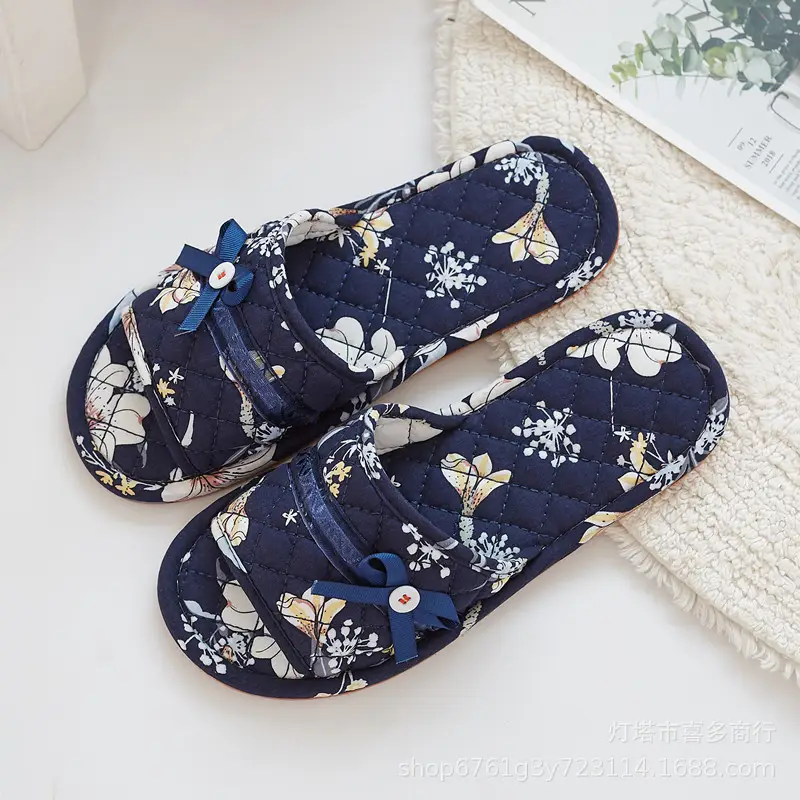 Korean-Style Floral Fabric Cotton Slippers for Men and Women, Indoor Home Slippers with Rubber Sole, Couple's Floor Slippers, Wholesale for Spring, Autumn, and Summer