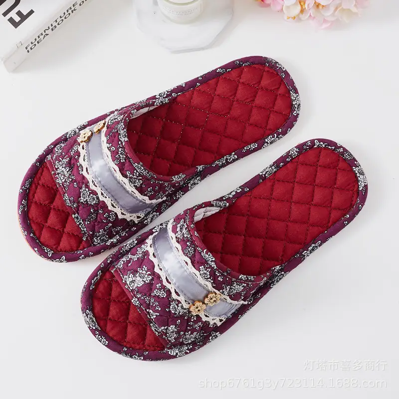 Korean-Style Floral Fabric Cotton Slippers for Men and Women, Indoor Home Slippers with Rubber Sole, Couple's Floor Slippers, Wholesale for Spring, Autumn, and Summer