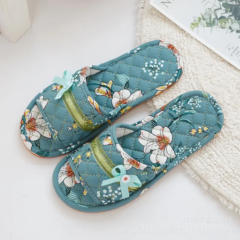 Korean-Style Floral Fabric Cotton Slippers for Men and Women, Indoor Home Slippers with Rubber Sole, Couple's Floor Slippers, Wholesale for Spring, Autumn, and Summer