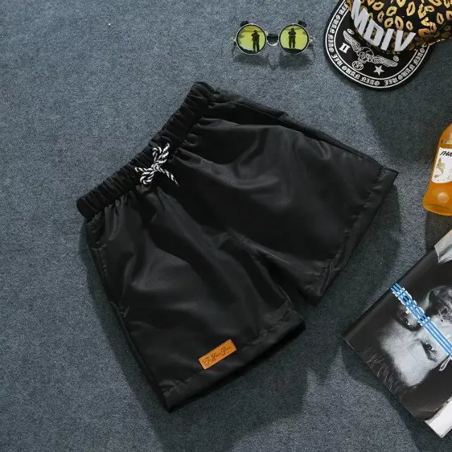 2019 Men's Black Embroidered Shorts Hong Kong Style - Image 3