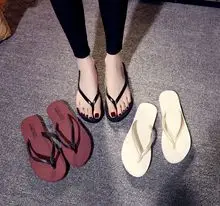 Pink High-Heeled Flip Flops for Women — feature 3