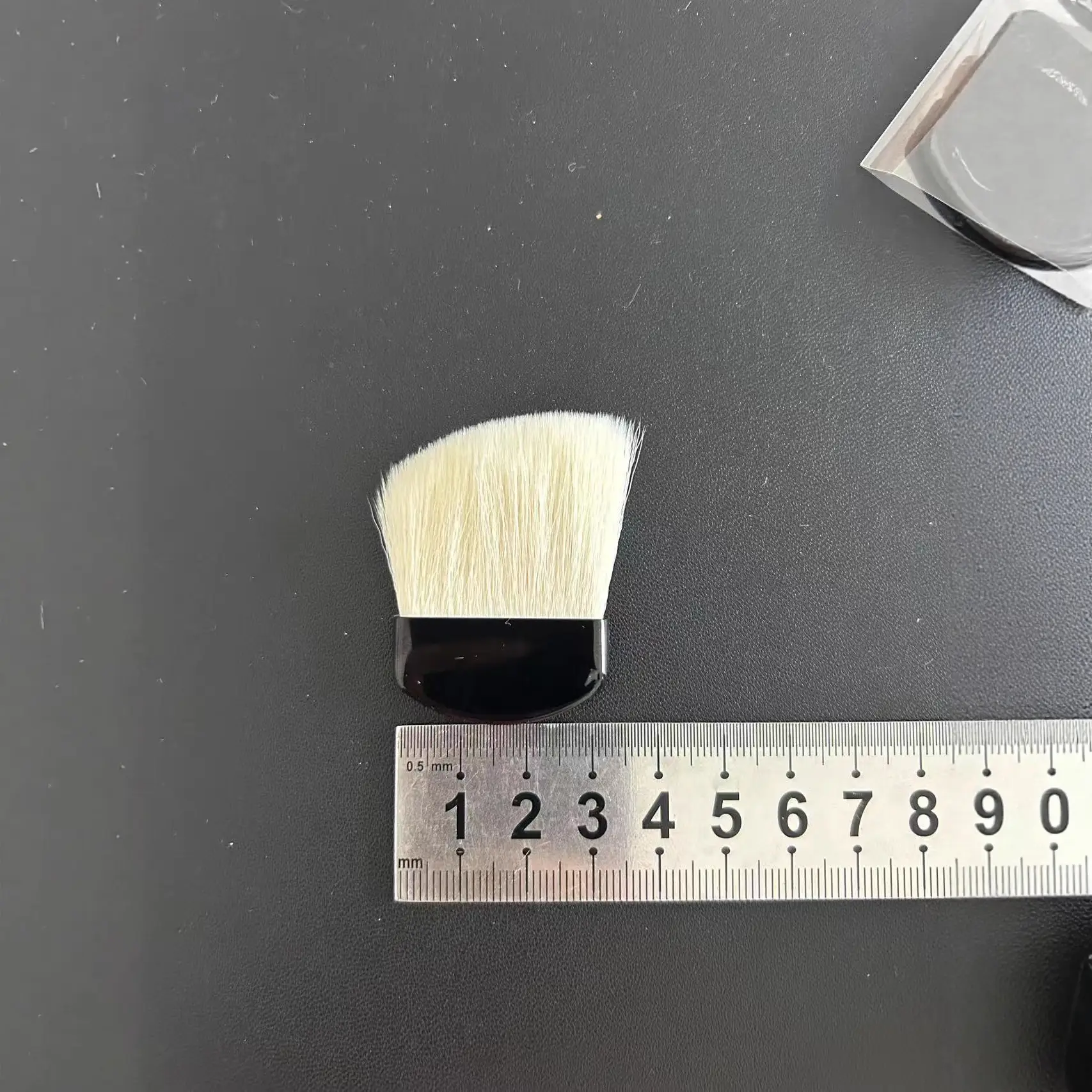 Mini Makeup Brush 45mm Flat Design for Precision Application
