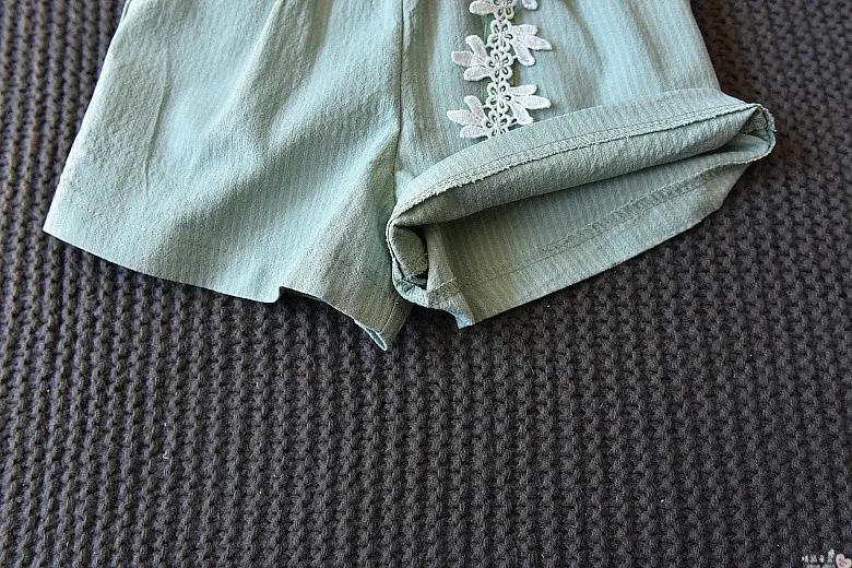 2024 Girls Casual T-Shirt Shorts Set White Flower Letter — feature 24