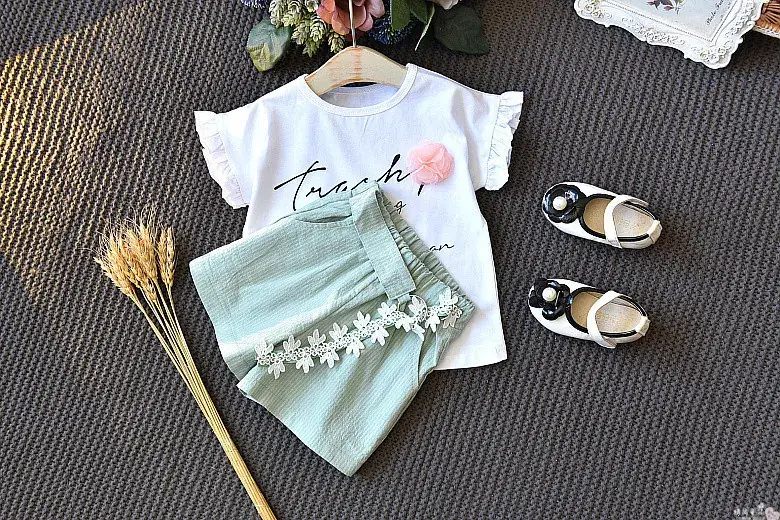 2024 Girls Casual T-Shirt Shorts Set White Flower Letter — feature 9