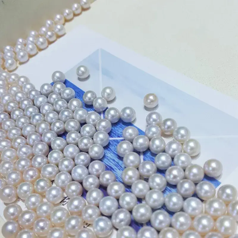 Naked Beads White Pearl Jewelry DIY Set