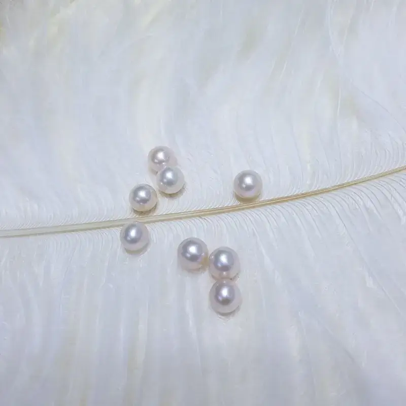 Naked Beads White Pearl Jewelry DIY Set