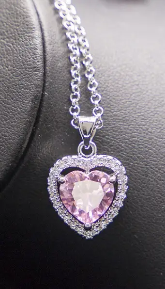 New Year's Pink Zircon Heart Jewelry Set