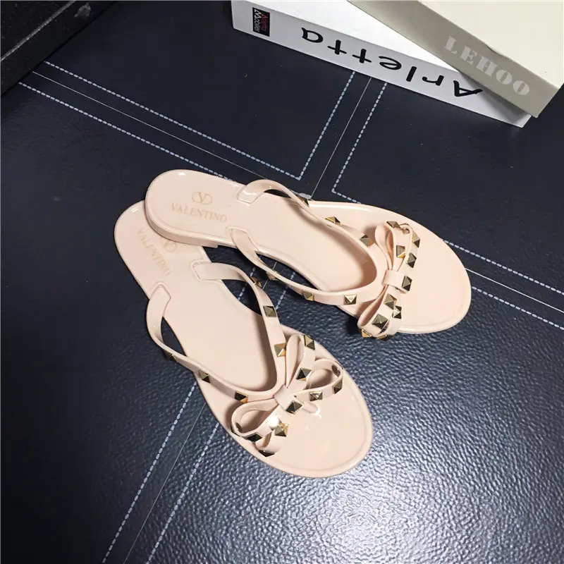New European Women's Rivet Bow Flat Sandals
