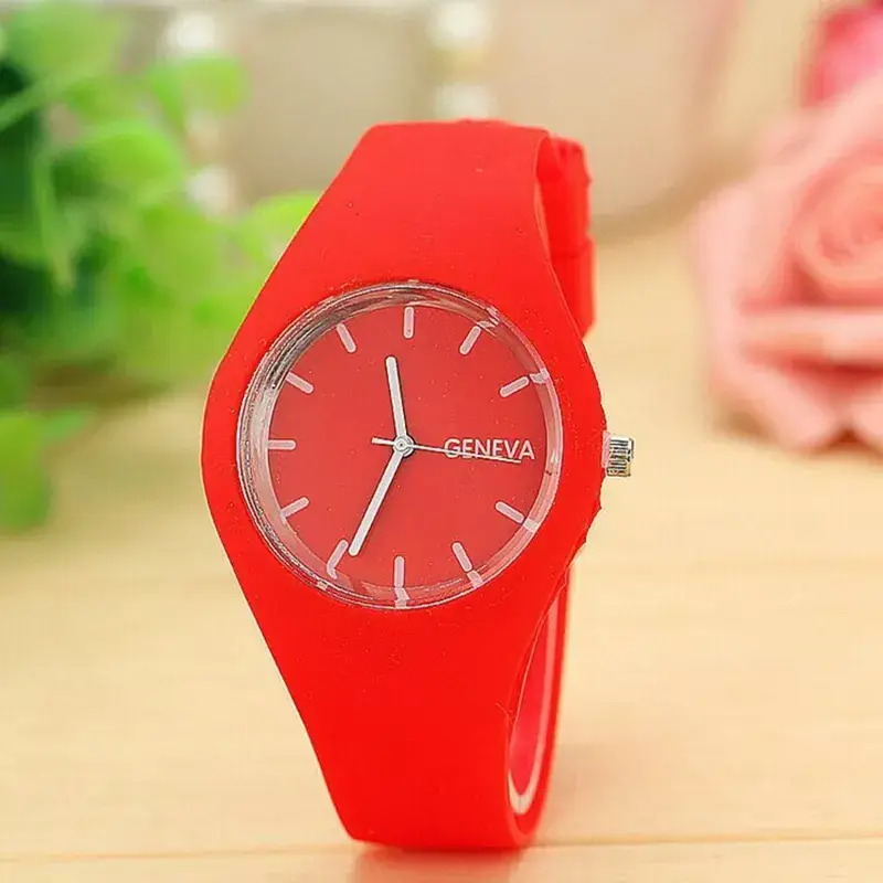 Purple Silicone Women's Quartz Watch with Blue Dial - Image 14