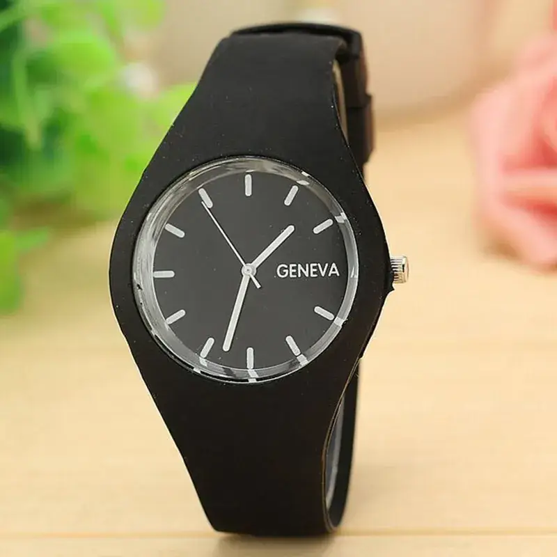 Purple Silicone Women's Quartz Watch with Blue Dial - Image 7