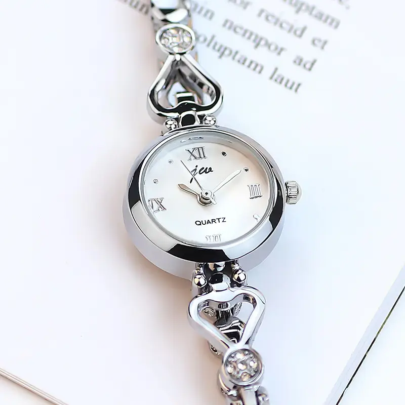Fashion new watch women's steel strap student watch bracelet electronic fashion simple temperament quartz watch