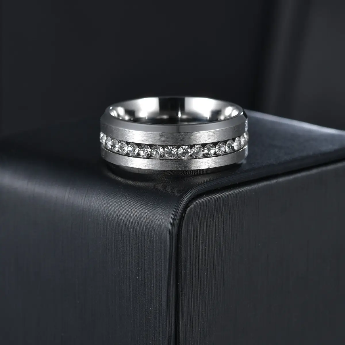 8mm Wide Single Row Full Diamond Zircon Ring — feature 9