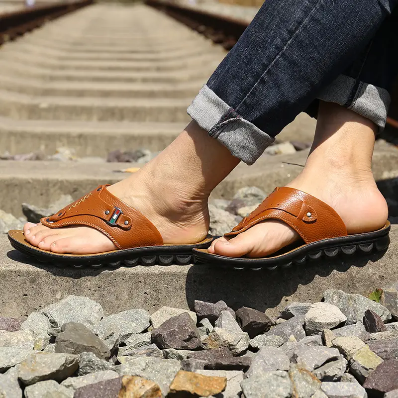 New Summer Leather Sandals Non-Slip Tide Sippers Casual Beach Shoes