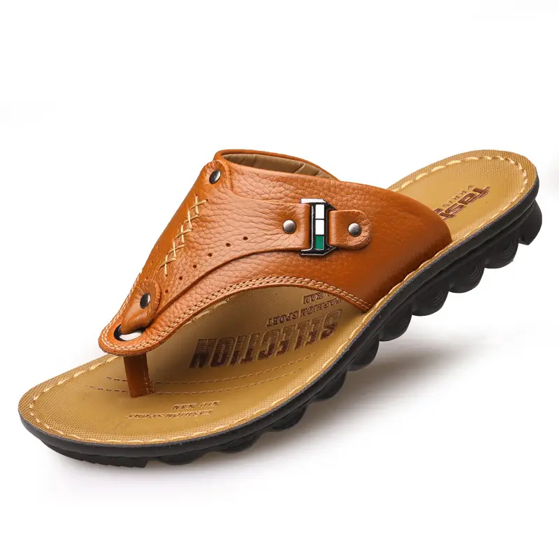 New Summer Leather Sandals Non-Slip Tide Sippers Casual Beach Shoes