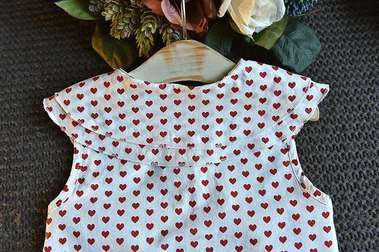 Girls' Red Polka Dot Summer Suit with Pleated Skirt — feature 22