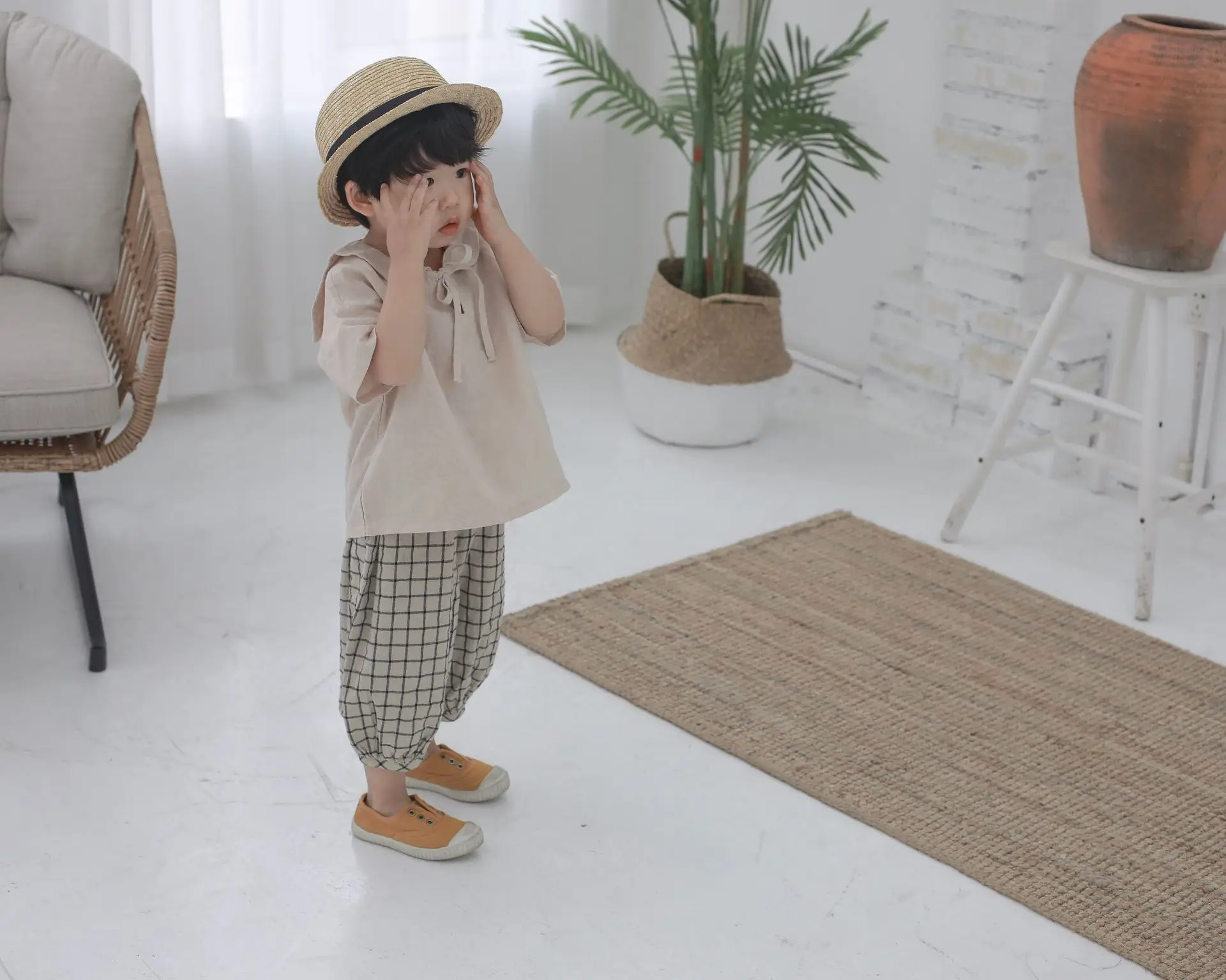 2026 Spring Boys Cotton Linen T-Shirt Brown Beige — feature 10