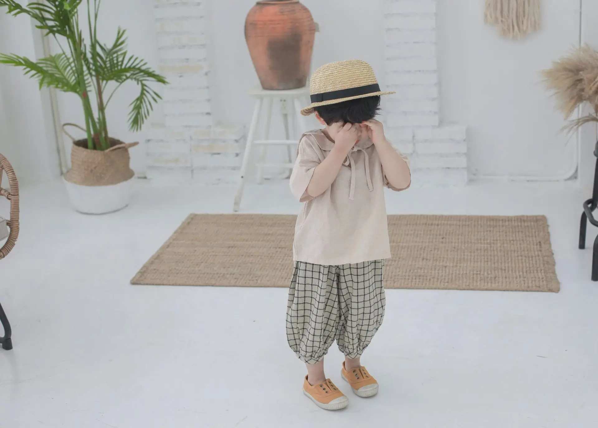 2026 Spring Boys Cotton Linen T-Shirt Brown Beige — feature 13