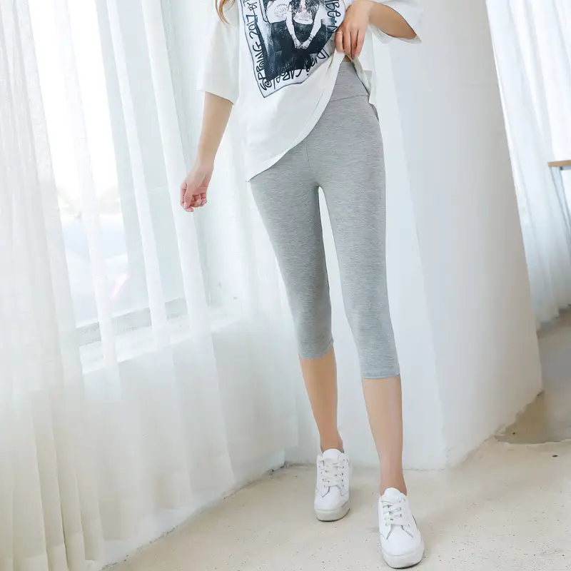 Women's Black Yoga Pants Capri Length Large Size - Image 3