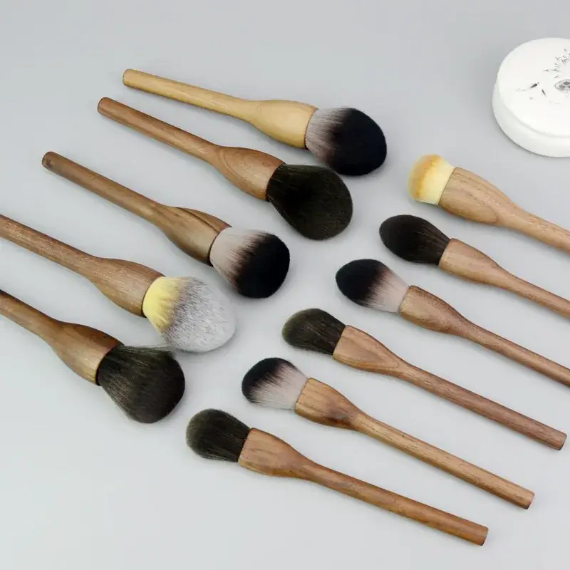 Walnut Shape Blush Brush for Flawless Blush Application - Image 10