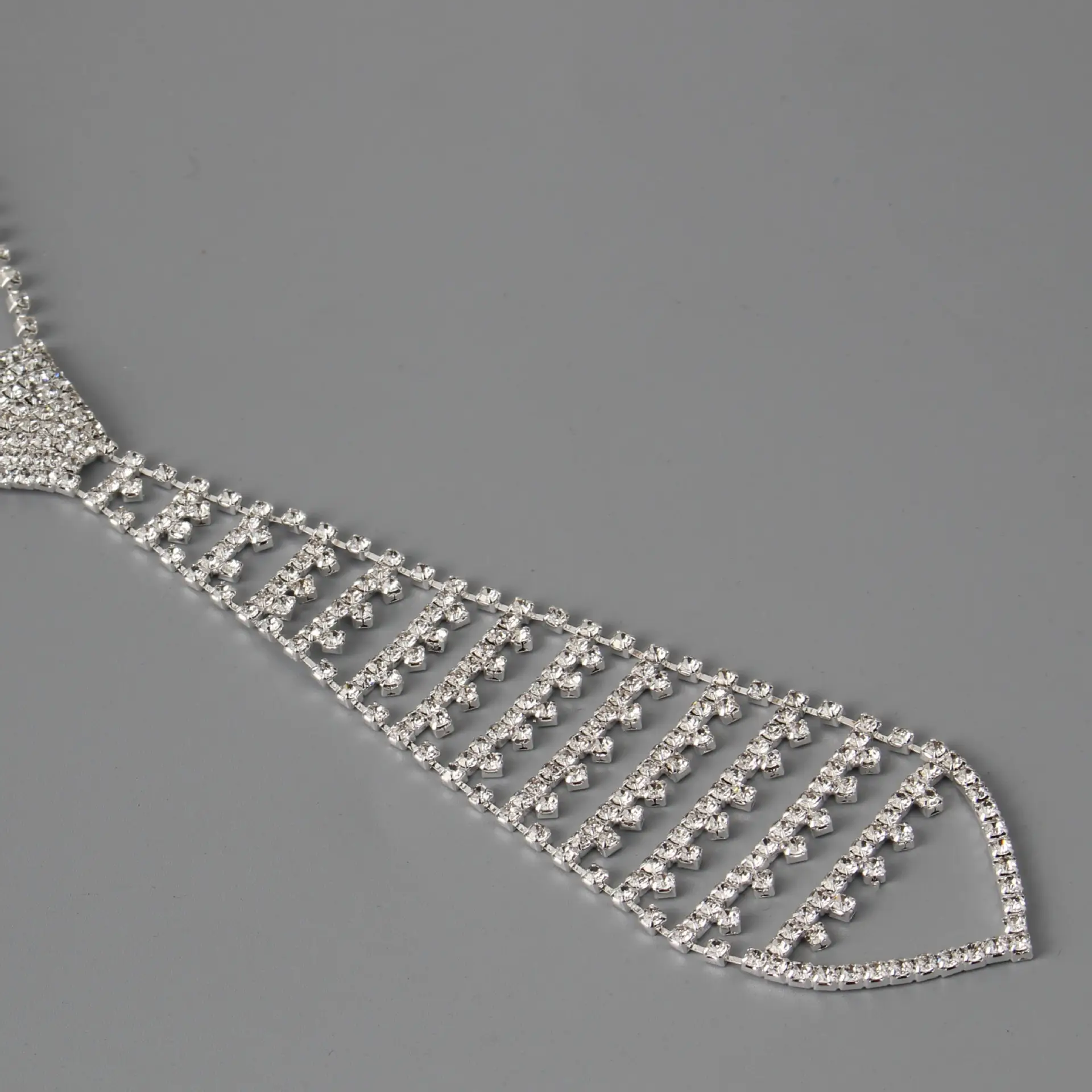 Full Diamond Rhinestone Necktie Necklace for Men Women — feature 5