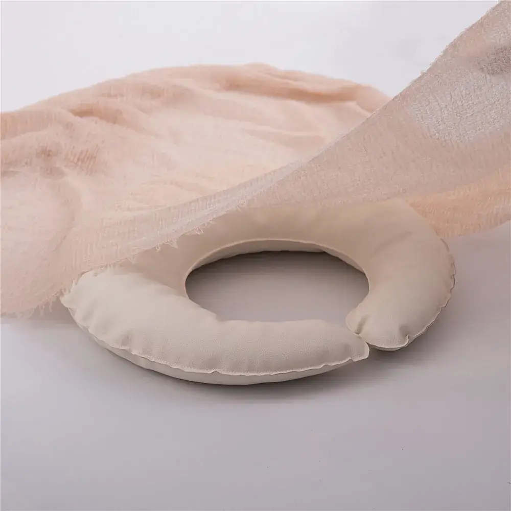 C-Shape Baby Photo Pillow 405 White — feature 5