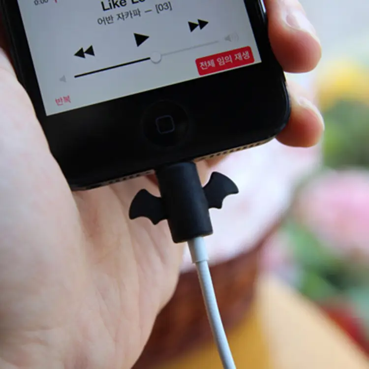 Angel Creative Silicone Charging Cable Protector — feature 3