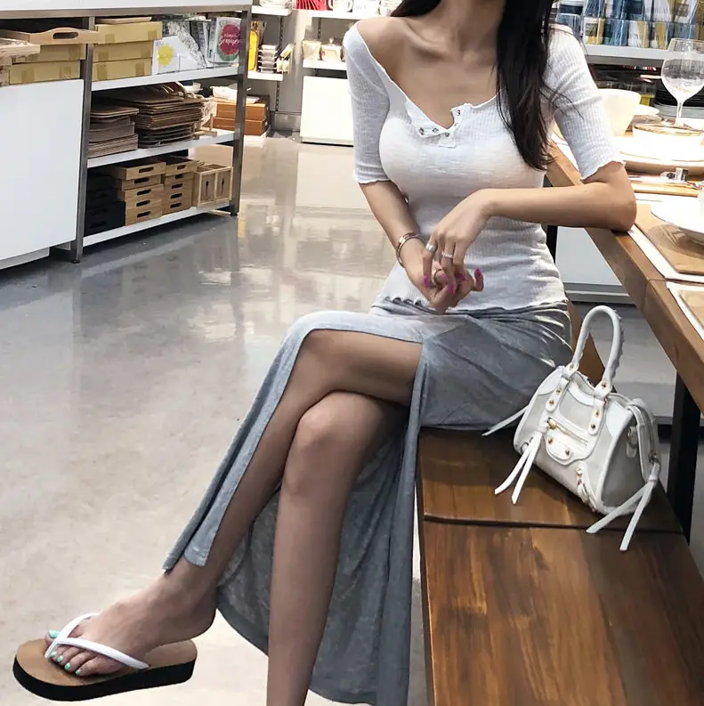 Korean Dongdaemun Low Cut Half Collar T-Shirt Women — feature 7