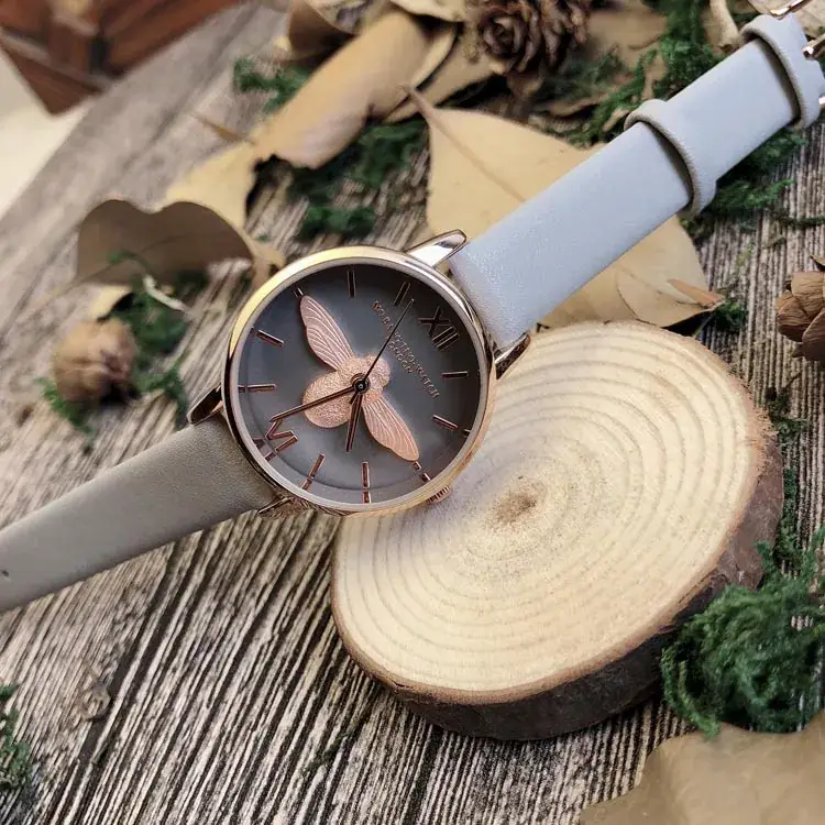 Women's Butterfly Design Quartz Watch Light Grey Band - Image 3