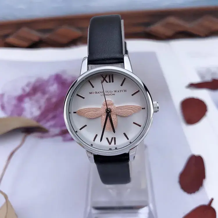 Women's Butterfly Design Quartz Watch Light Grey Band - Image 5