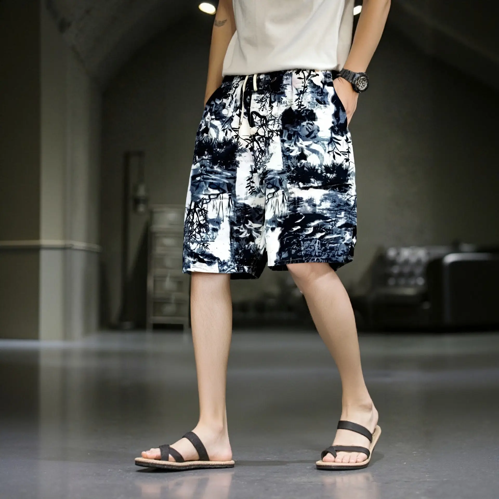 Men's Elephant Print Beach Shorts Black Large - Image 36
