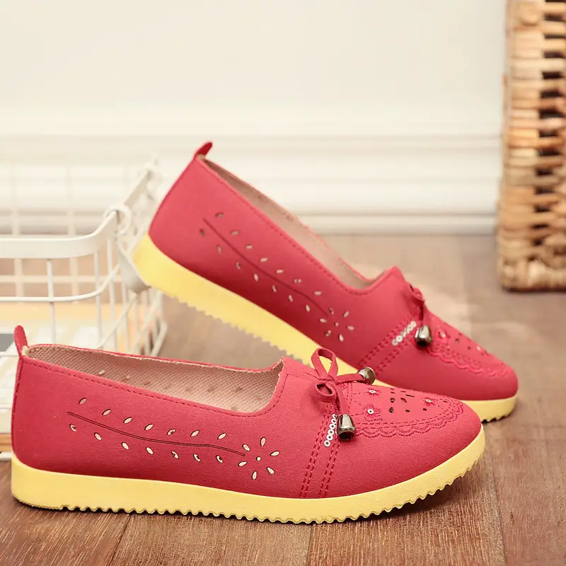 Women's Old Beijing Cloth Shoes Women's Breathable Leather Breathable Shallow Mum Shoes for the Elderly with Soft Sole Casual Non-slip Slip-on - Image 6