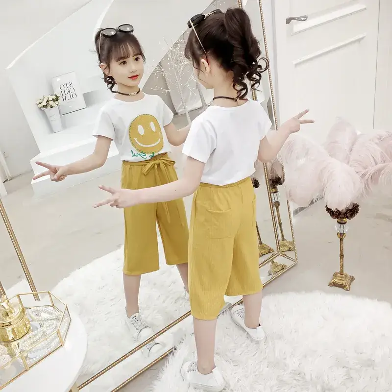 Korean Style Girls Short Sleeve Cropped Pants Suit - Image 4