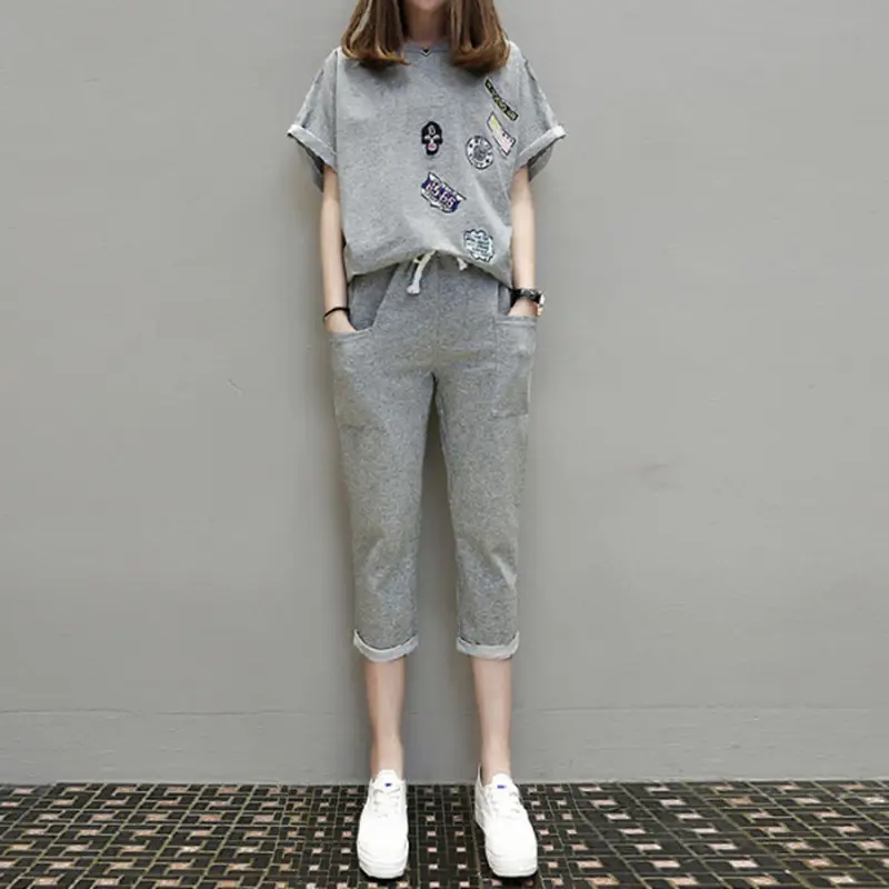 Women Grey 2-Piece Casual Suit Plus Size Cropped Pants - Image 4