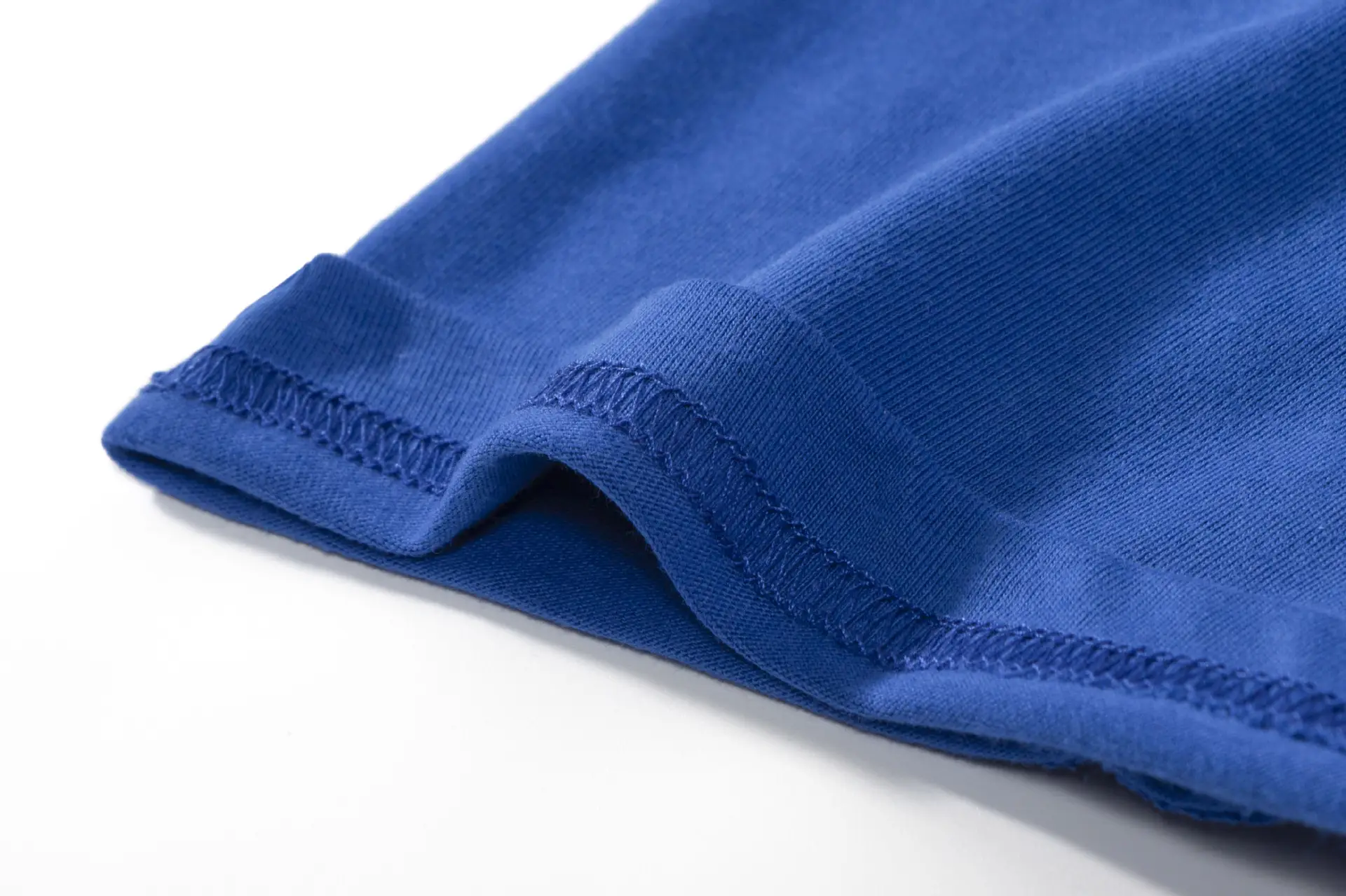 Light Blue Wash Cotton Round Neck T-Shirt for Men Women — feature 7