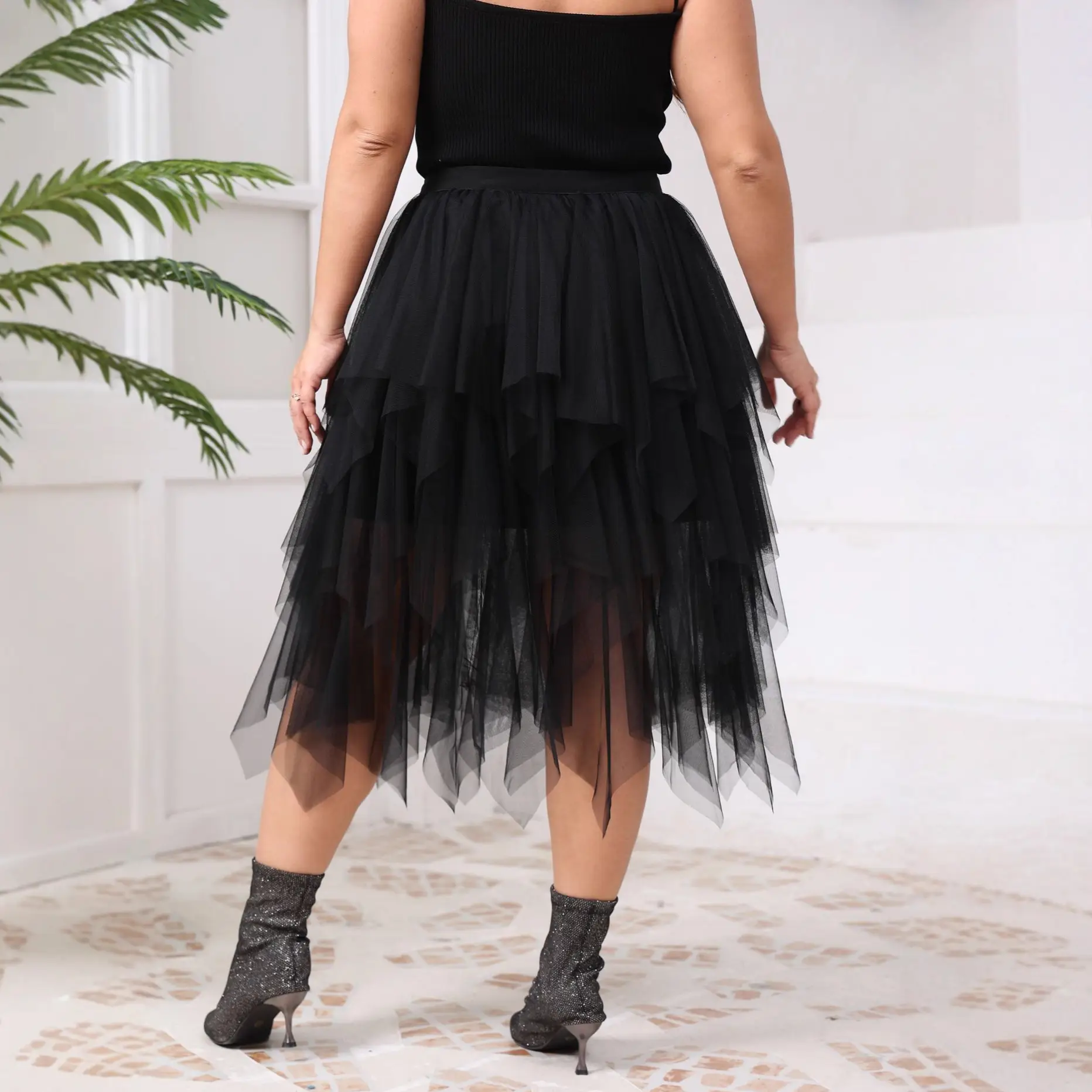 Black Multi-Layer Mesh Skirt Medium to XL - Image 5