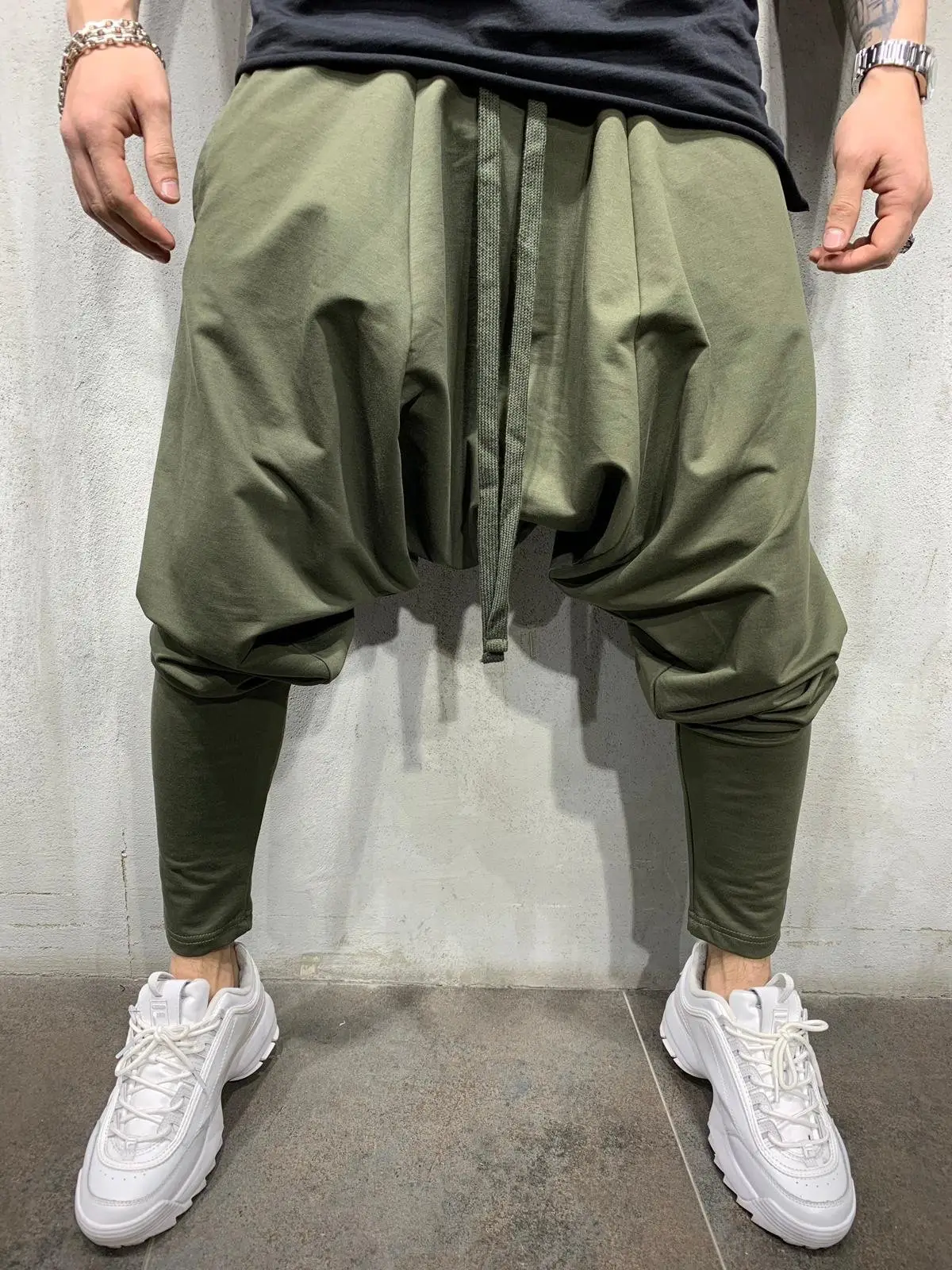 2022 Men Black Hip-hop Trousers European American Loose Solid Color - Image 2