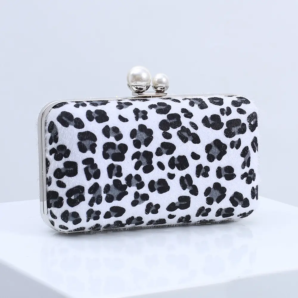 Red Leopard Print Women's Evening Clutch Bag
