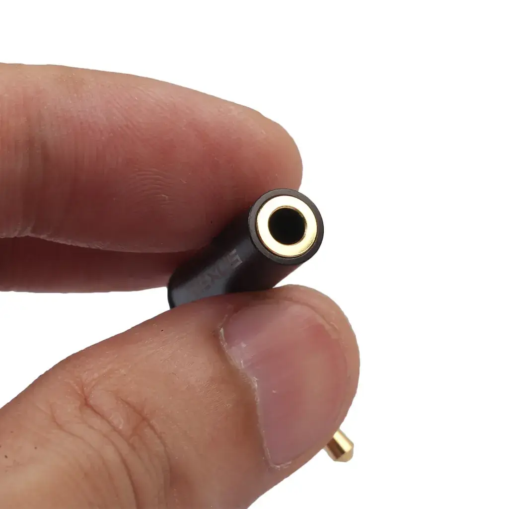 3.5mm Audio Adapter for Apple Android PC - Image 2