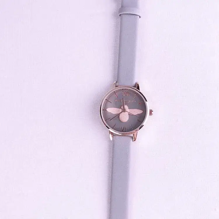 2019 New Bee Watch for Women British Niche Student Fashion - Image 4