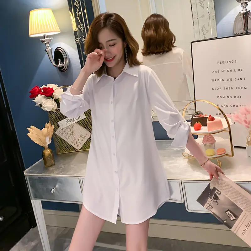 2025 White Long Sleeve Women's Shirt with Loose Bottoming