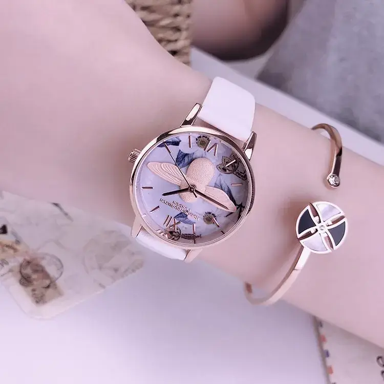 Women's Gold Bee Watch White Face British Niche - Image 6