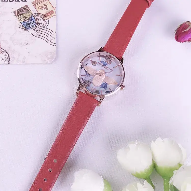 Women's Gold Bee Watch White Face British Niche - Image 2