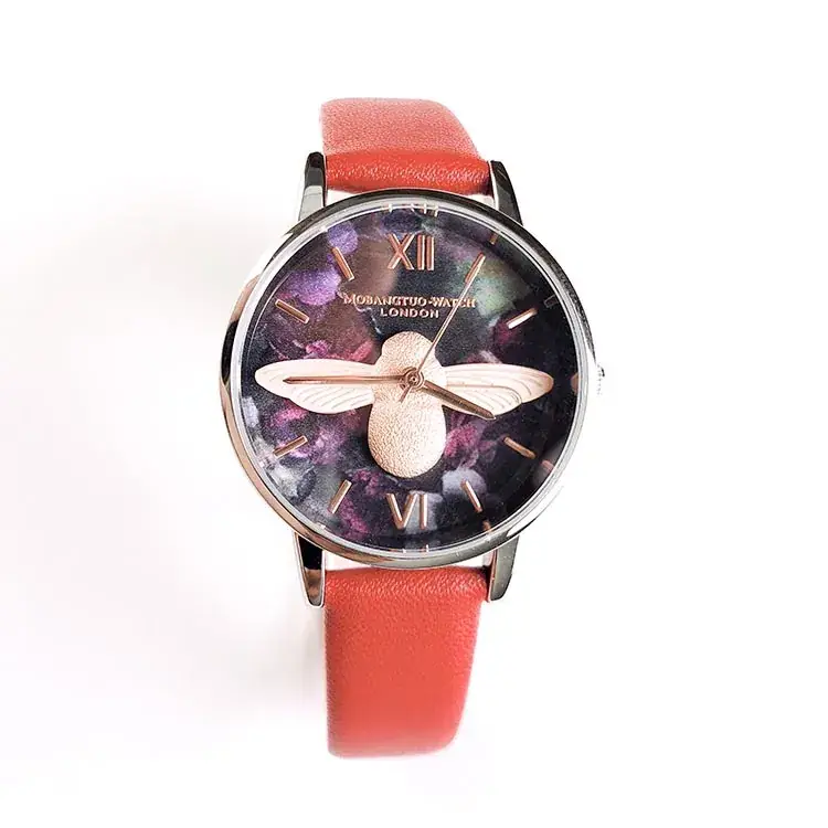 Women's Bee Design Quartz Watch Pink Strap