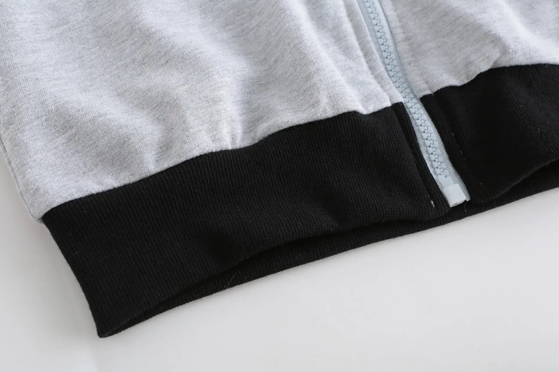 Men's Grey Hooded Sweatshirt Zipper Double Layer Medium Large — feature 5