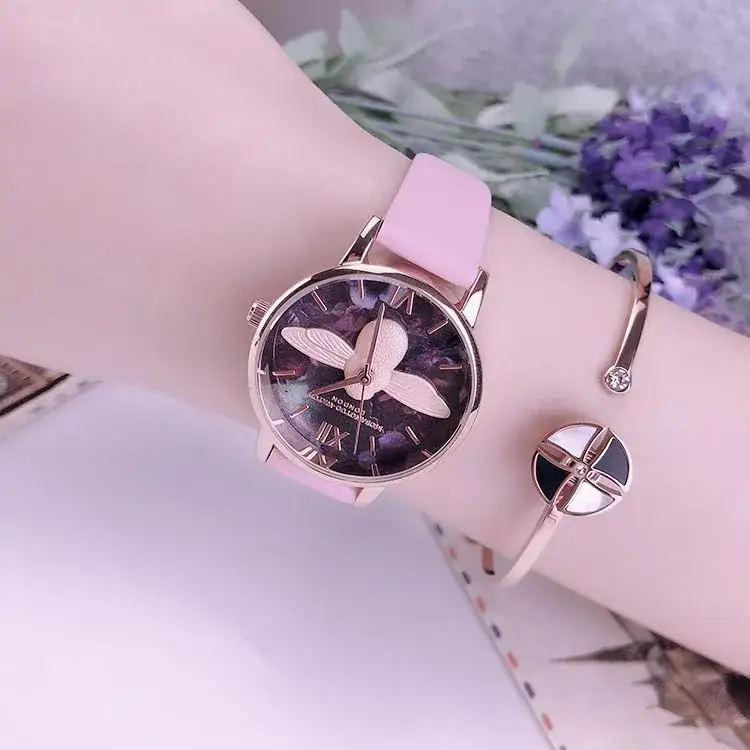 Women's Bee Design Gold Shell Quartz Watch - Image 7