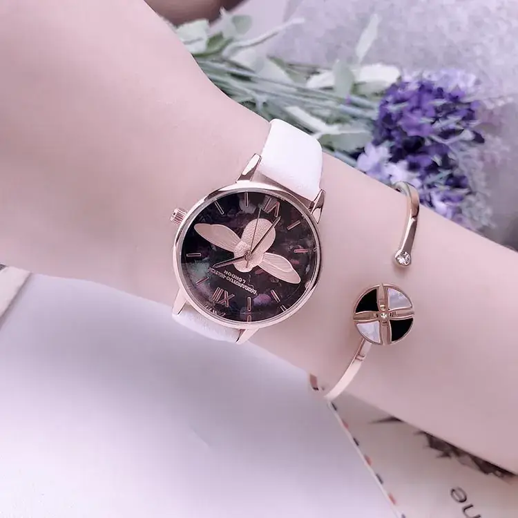 Women's Bee Design Gold Shell Quartz Watch - Image 9