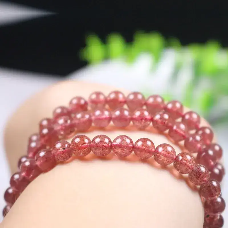 Natural Strawberry Crystal Multi-Circle Bracelet Pigeon Red - Image 2